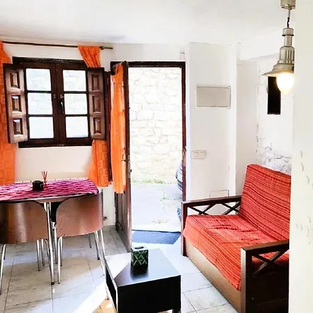 Buganvilla Santillana del Mar