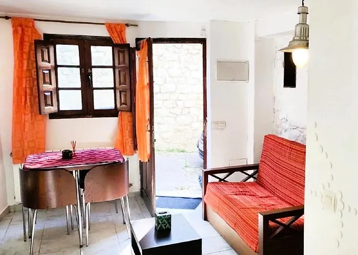 Buganvilla Santillana del Mar